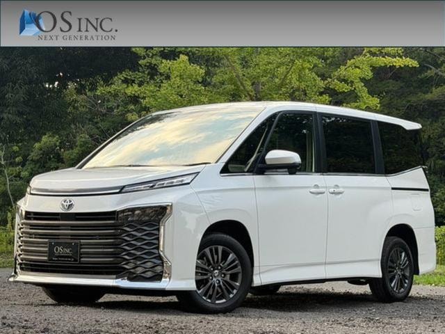Toyota VOXY 2025 — фото автомобиля