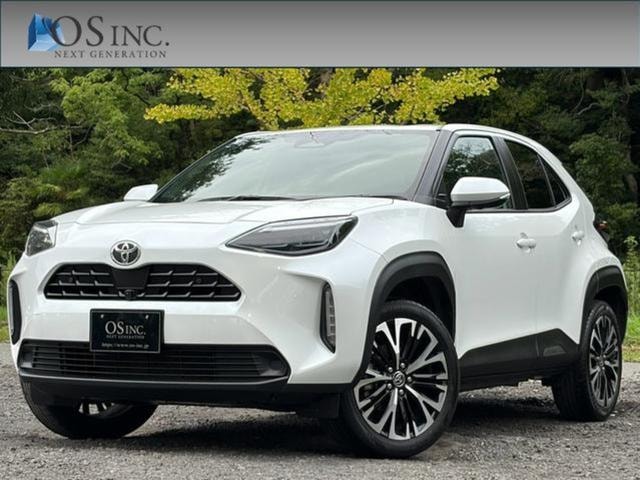 Toyota YARIS CROSS 2025 — фото автомобиля