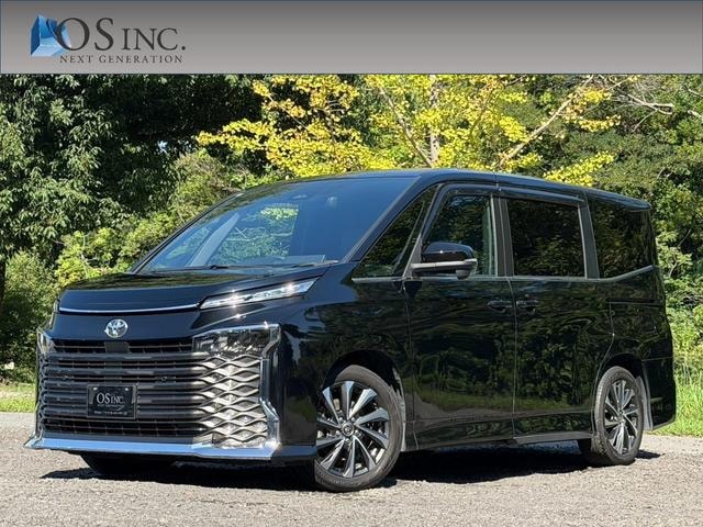 Toyota VOXY 2024 — фото автомобиля 1