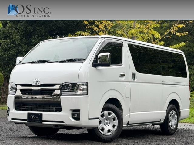 Toyota HIACE VAN 2026 — фото автомобиля