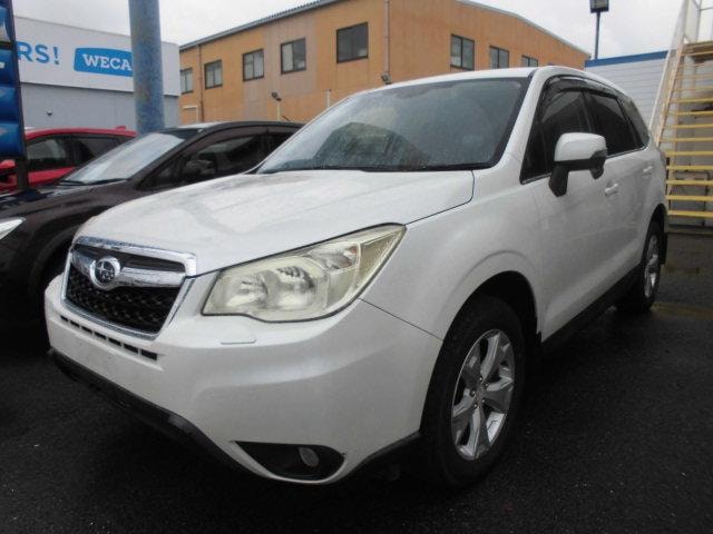 Subaru FORESTER 2013 — фото автомобиля