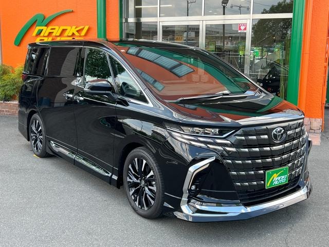 Toyota ALPHARD HYBRID 2026 — фото автомобиля