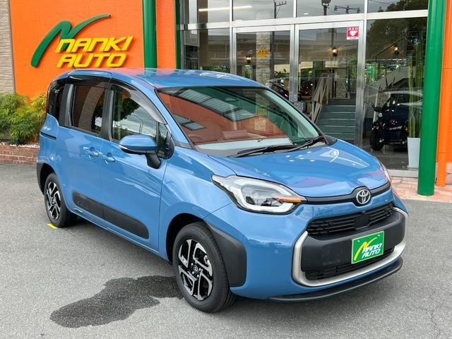 Toyota SIENTA 2024 — фото автомобиля 1