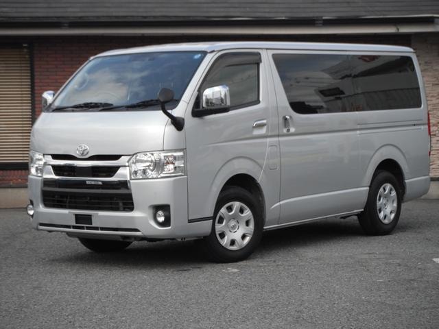 Toyota HIACE VAN 2022 — фото автомобиля 1