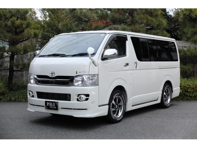 Toyota REGIUS ACE VAN 2010 — фото автомобиля