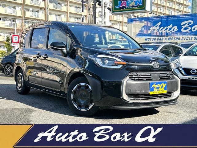 Toyota SIENTA 2022 — фото автомобиля 1