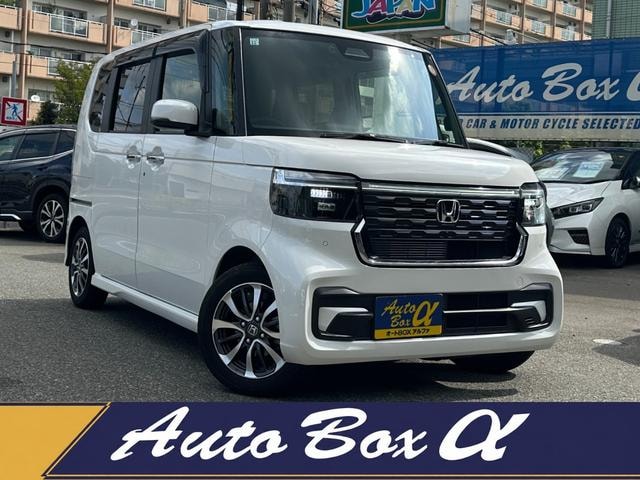 Honda N-BOX CUSTOM 2024 — фото автомобиля 1