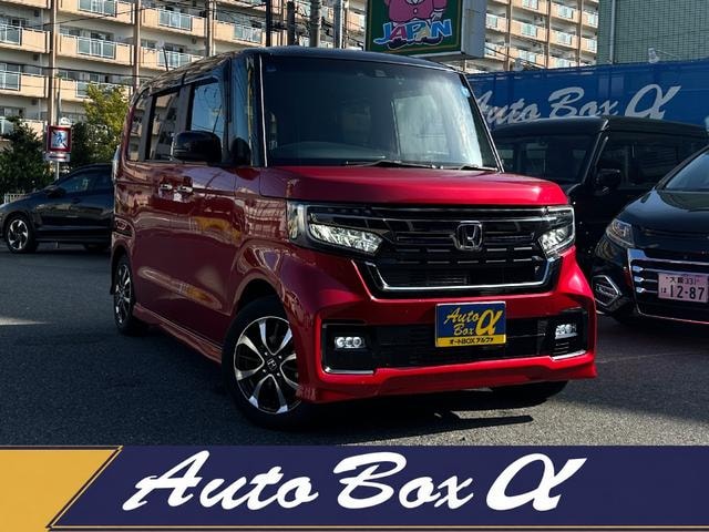Honda N-BOX CUSTOM 2022 — фото автомобиля 1