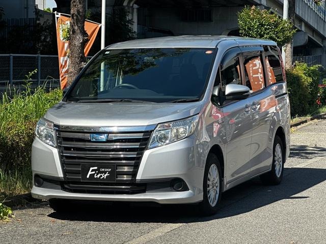 Toyota NOAH 2014 — фото автомобиля 1