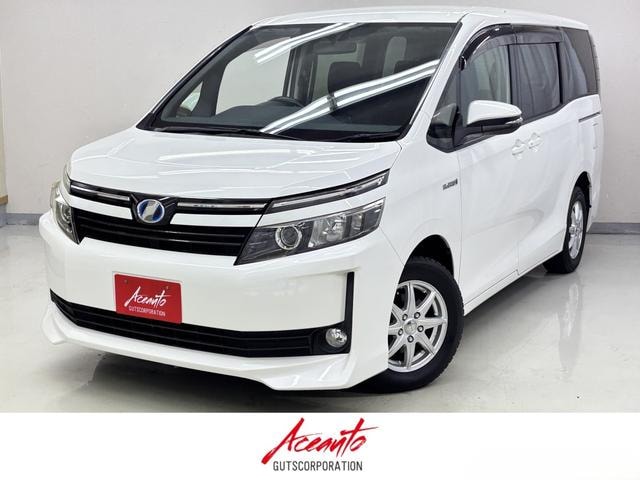 Toyota VOXY 2014 — фото автомобиля 1
