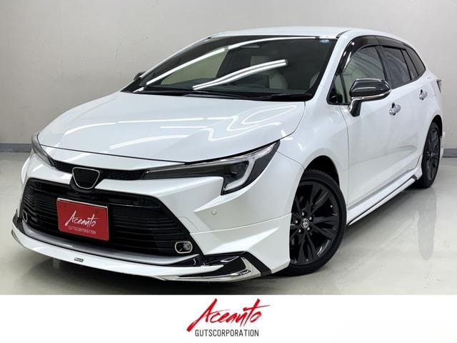 Toyota COROLLA TOURING 2023 — фото автомобиля