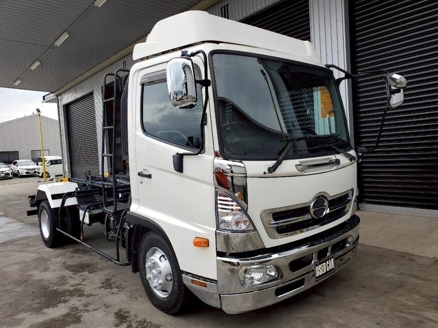 Hino RANGER 2013 — фото автомобиля