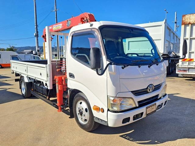 Toyota DYNA TRUCK 2012 — фото автомобиля