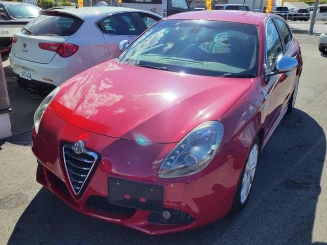 Alfa Romeo GIULIETTA 2012 — фото автомобиля