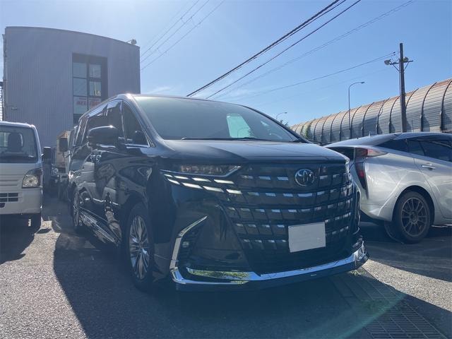Toyota ALPHARD 2023 — фото автомобиля 1