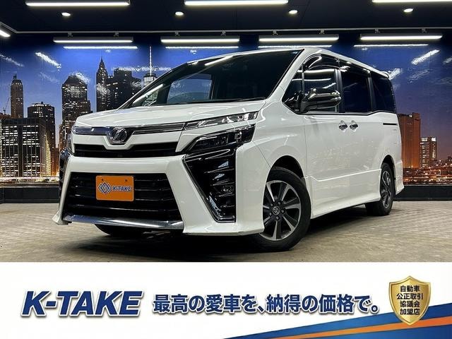Toyota VOXY 2020 — фото автомобиля 1
