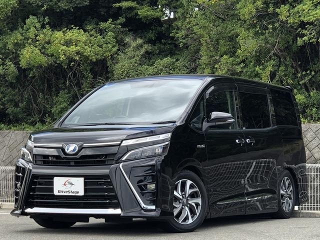 Toyota VOXY 2015 — фото автомобиля 1