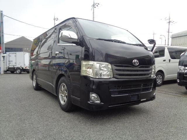 Toyota REGIUS ACE VAN 2011 — фото автомобиля 1
