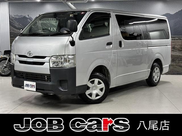 Toyota HIACE VAN 2020 — фото автомобиля