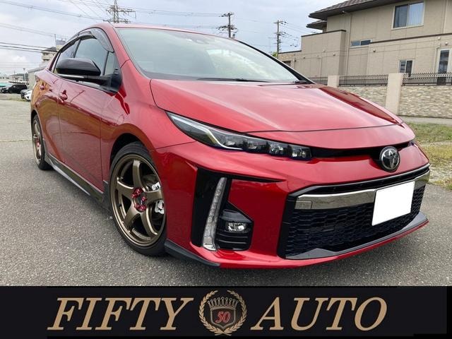 Toyota PRIUS PHV 2018 — фото автомобиля 1