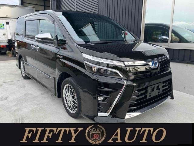 Toyota VOXY 2019 — фото автомобиля 1