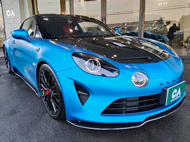 Alpine A110 2025 — фото автомобиля