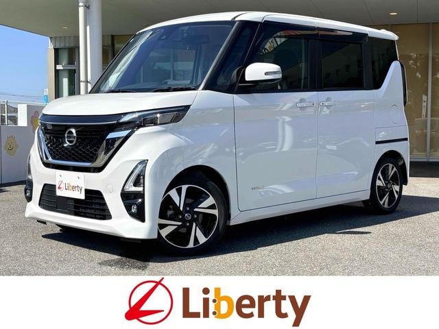 Nissan ROOX 2022 — фото автомобиля 1