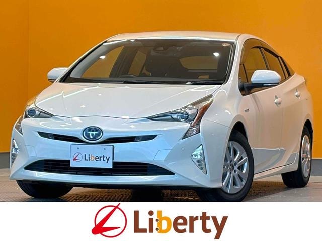 Toyota PRIUS 2017 — фото автомобиля 1