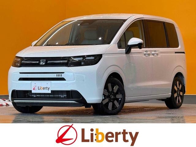 Honda FREED 2026 — фото автомобиля 1