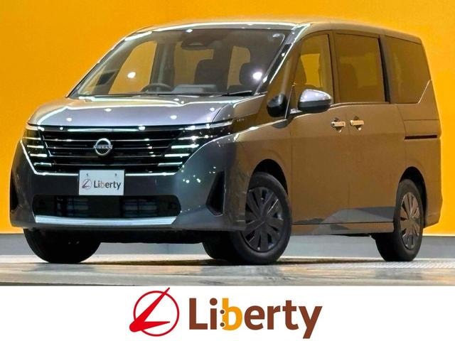 Nissan SERENA 2026 — фото автомобиля 1