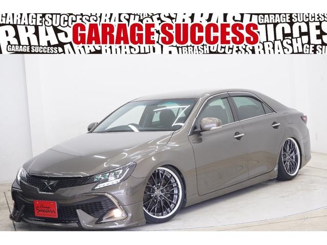 Toyota MARK X 2012 — фото автомобиля 1