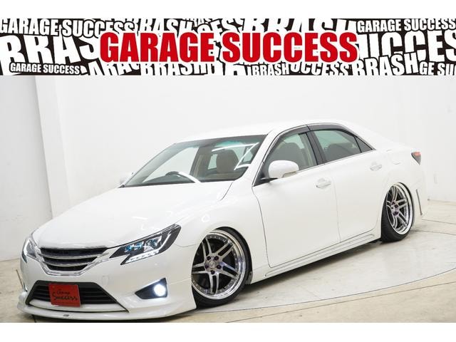 Toyota MARK X 2010 — фото автомобиля 1