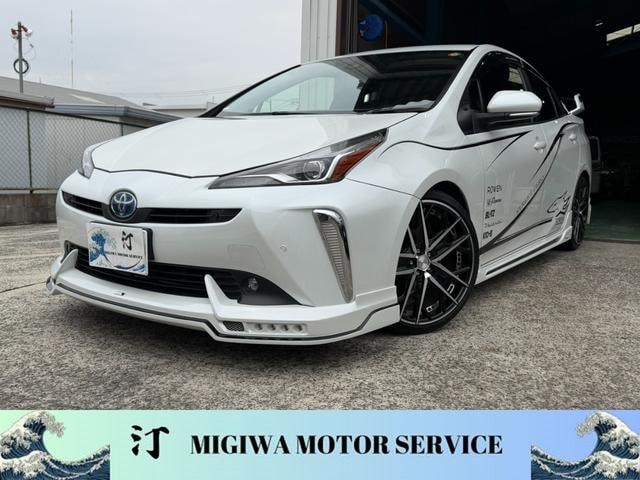 Toyota PRIUS 2020 — фото автомобиля 1