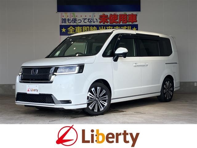 Honda STEPWAGON 2023 — фото автомобиля 1