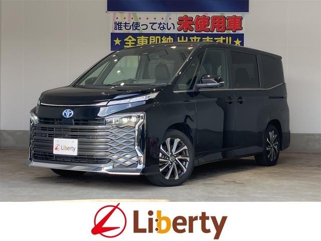 Toyota VOXY 2024 — фото автомобиля 1