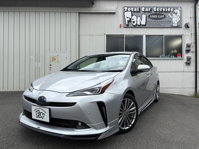 Toyota PRIUS 2021 — фото автомобиля 1