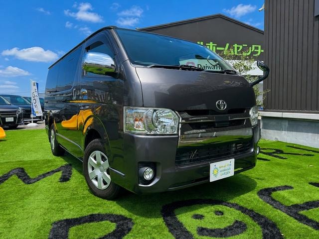 Toyota HIACE VAN 2018 — фото автомобиля 1