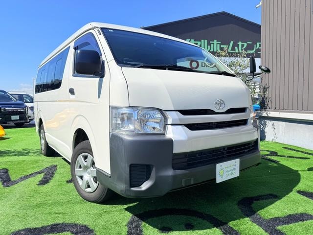 Toyota HIACE WAGON 2018 — фото автомобиля 1