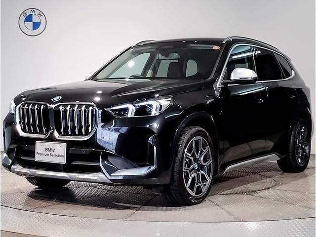 Bmw iX1 2023 — фото автомобиля 1