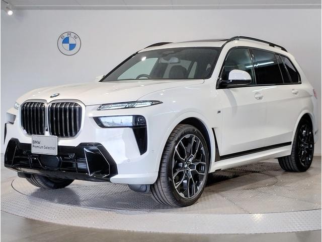 Bmw X7 2025 — фото автомобиля