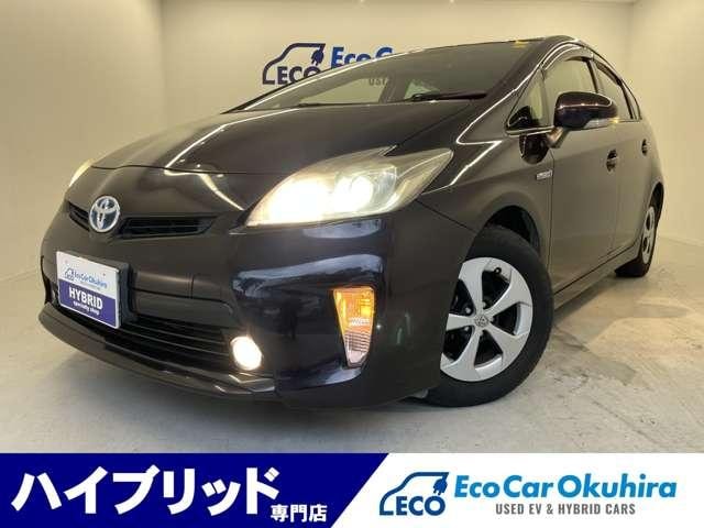 Toyota PRIUS 2012 — фото автомобиля 1
