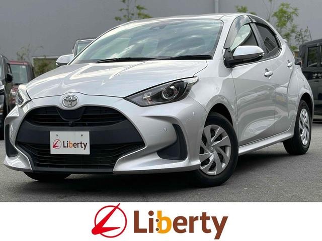 Toyota YARIS 2021 — фото автомобиля 1