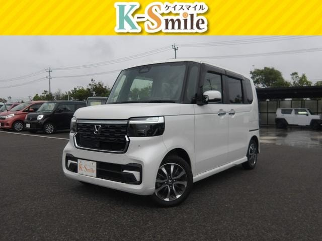 Honda N-BOX CUSTOM 2024 — фото автомобиля 1