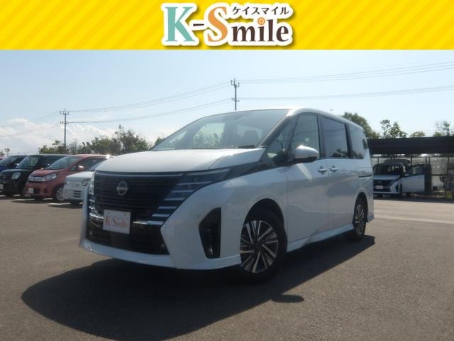Nissan SERENA 2025 — фото автомобиля 1
