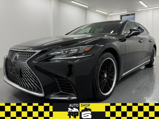 Lexus LS 2018 — фото автомобиля 1