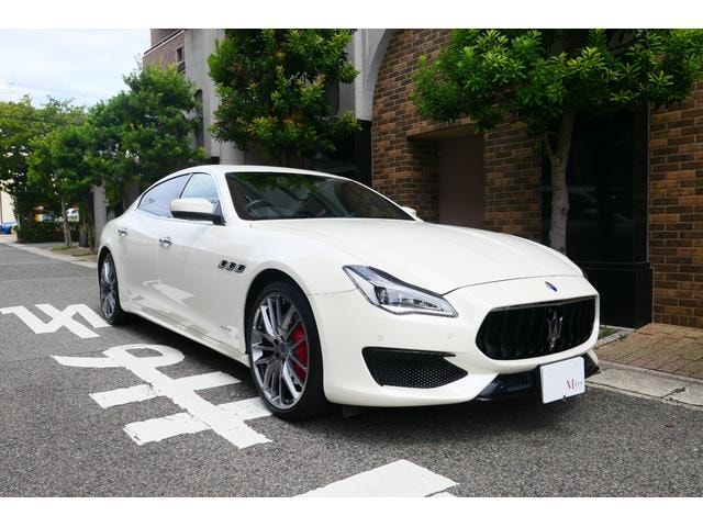 Maserati QUATTROPORTE 2018 — фото автомобиля