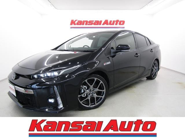 Toyota PRIUS PHV 2020 — фото автомобиля 1