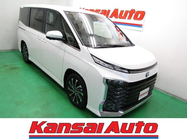 Toyota VOXY 2025 — фото автомобиля 1