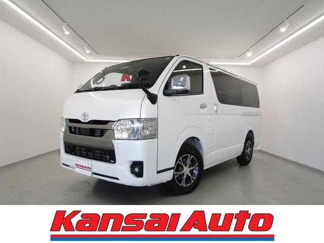 Toyota HIACE VAN 2025 — фото автомобиля