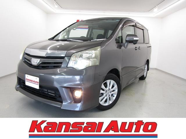 Toyota NOAH 2013 — фото автомобиля 1